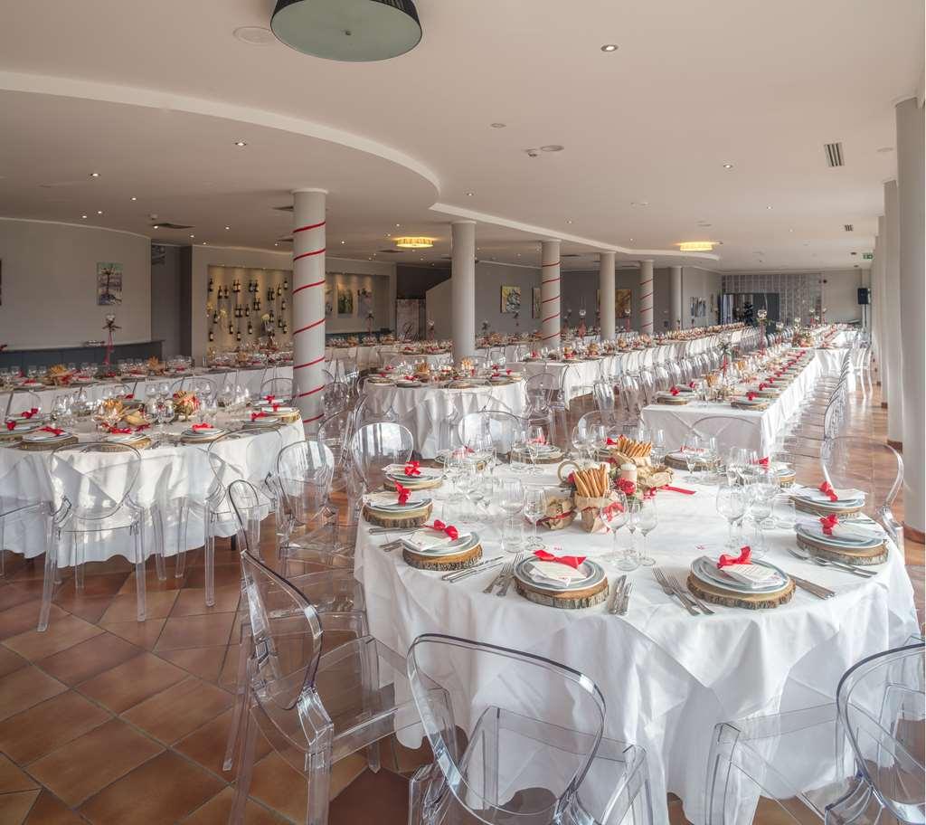 Roero Park Hotel Sommariva Perno Facilități foto